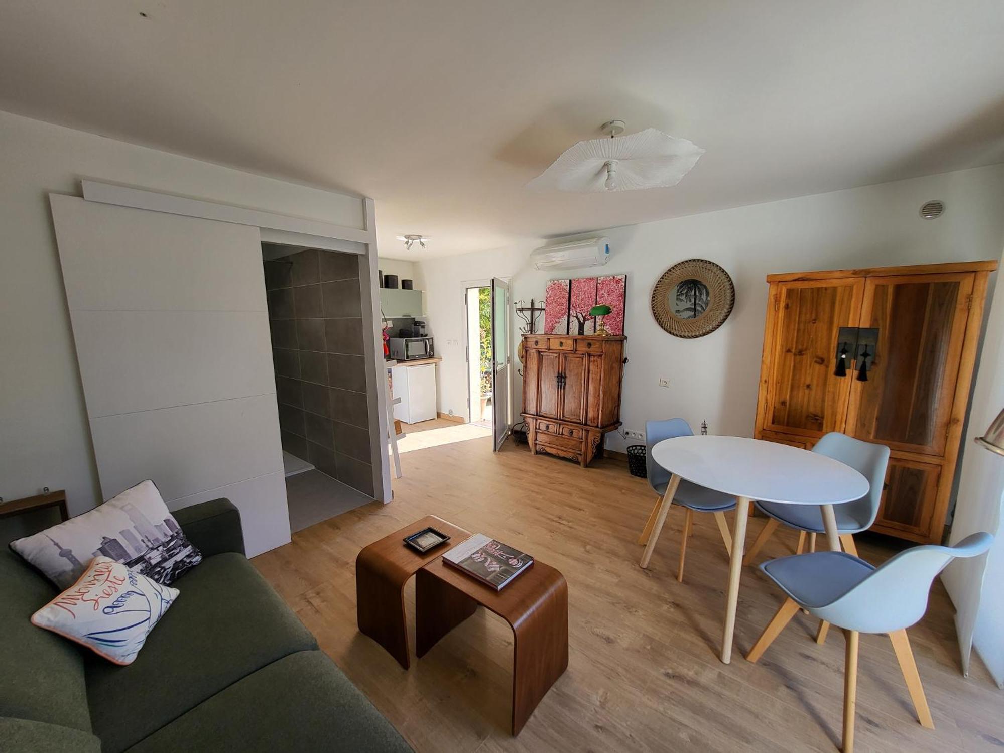 Studio Independant Avec Terrasse A Juan Les Pins Antibes Eksteriør billede